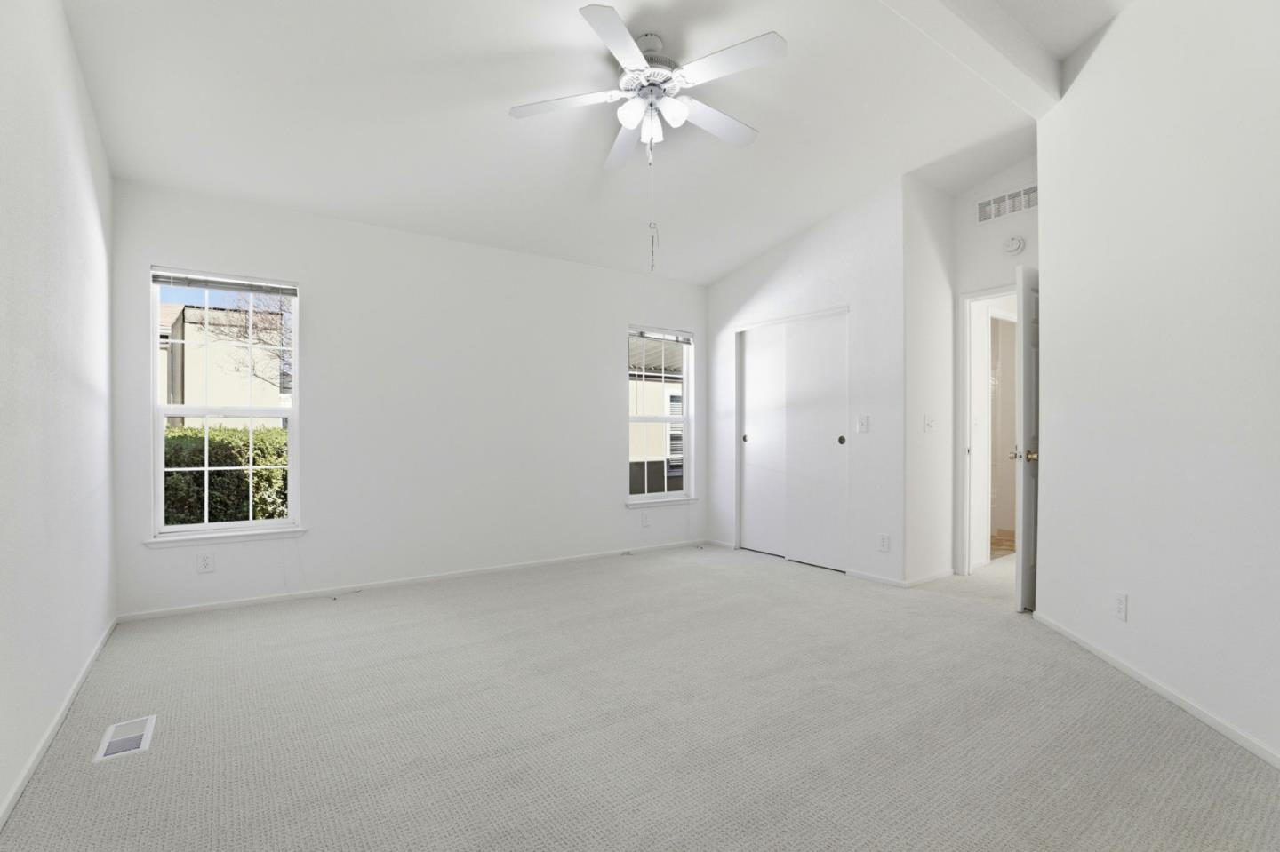 Detail Gallery Image 17 of 31 For 191 E El Camino Real #213,  Mountain View,  CA 94040 - 2 Beds | 2 Baths