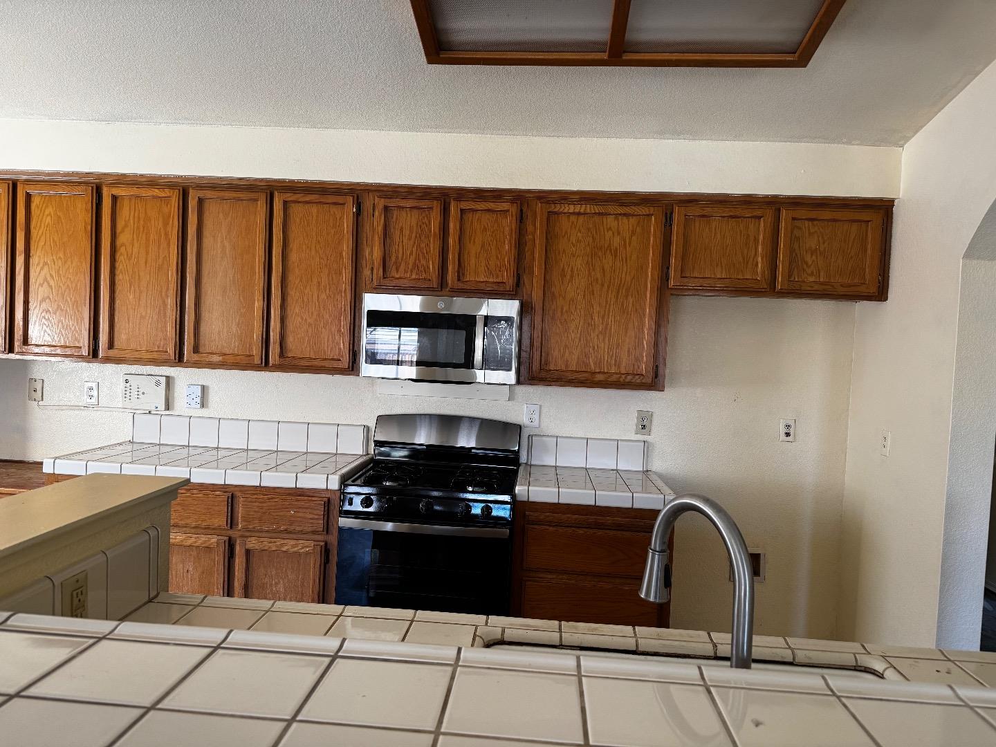 Detail Gallery Image 17 of 20 For 234 Oak View Ln, Oakley,  CA 94561 - 3 Beds | 2 Baths