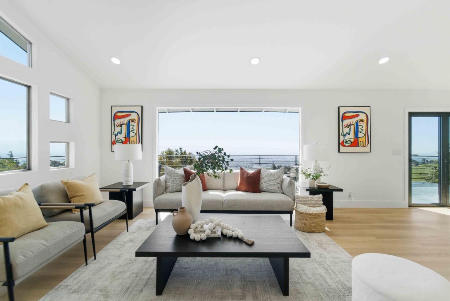 Detail Gallery Image 6 of 34 For 10116 Vista Valle Ct, San Jose,  CA 95127 - 4 Beds | 3 Baths