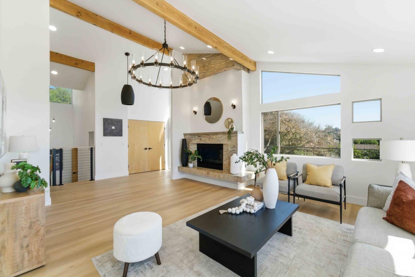 Detail Gallery Image 7 of 34 For 10116 Vista Valle Ct, San Jose,  CA 95127 - 4 Beds | 3 Baths