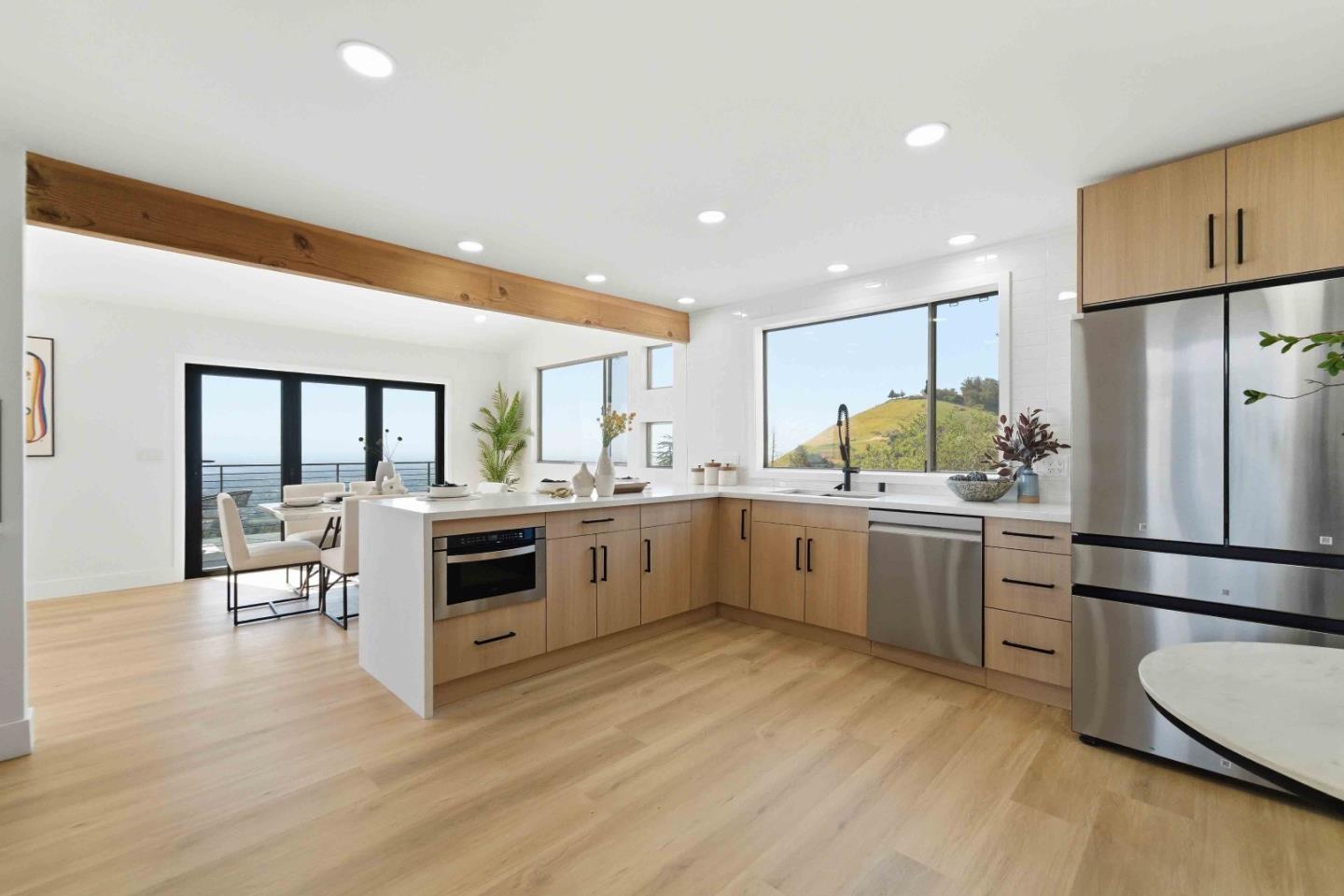 Detail Gallery Image 8 of 34 For 10116 Vista Valle Ct, San Jose,  CA 95127 - 4 Beds | 3 Baths