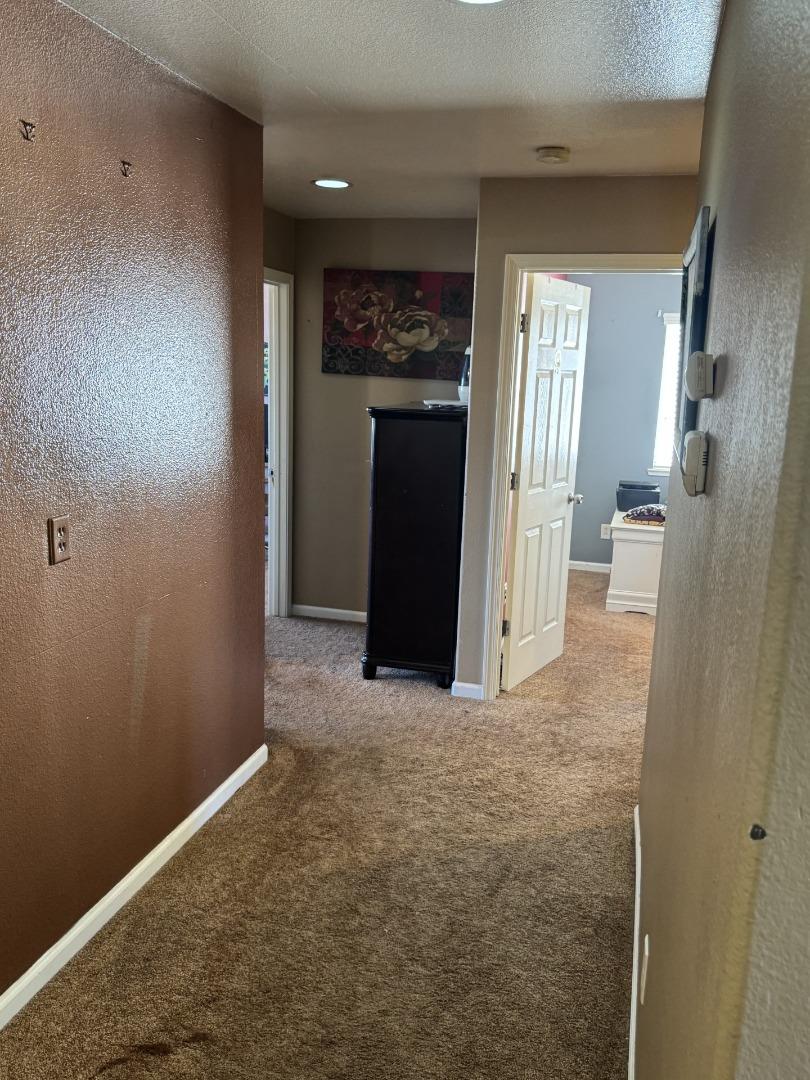 Detail Gallery Image 13 of 21 For 1231 Carmelo, Soledad,  CA 93960 - 6 Beds | 3 Baths