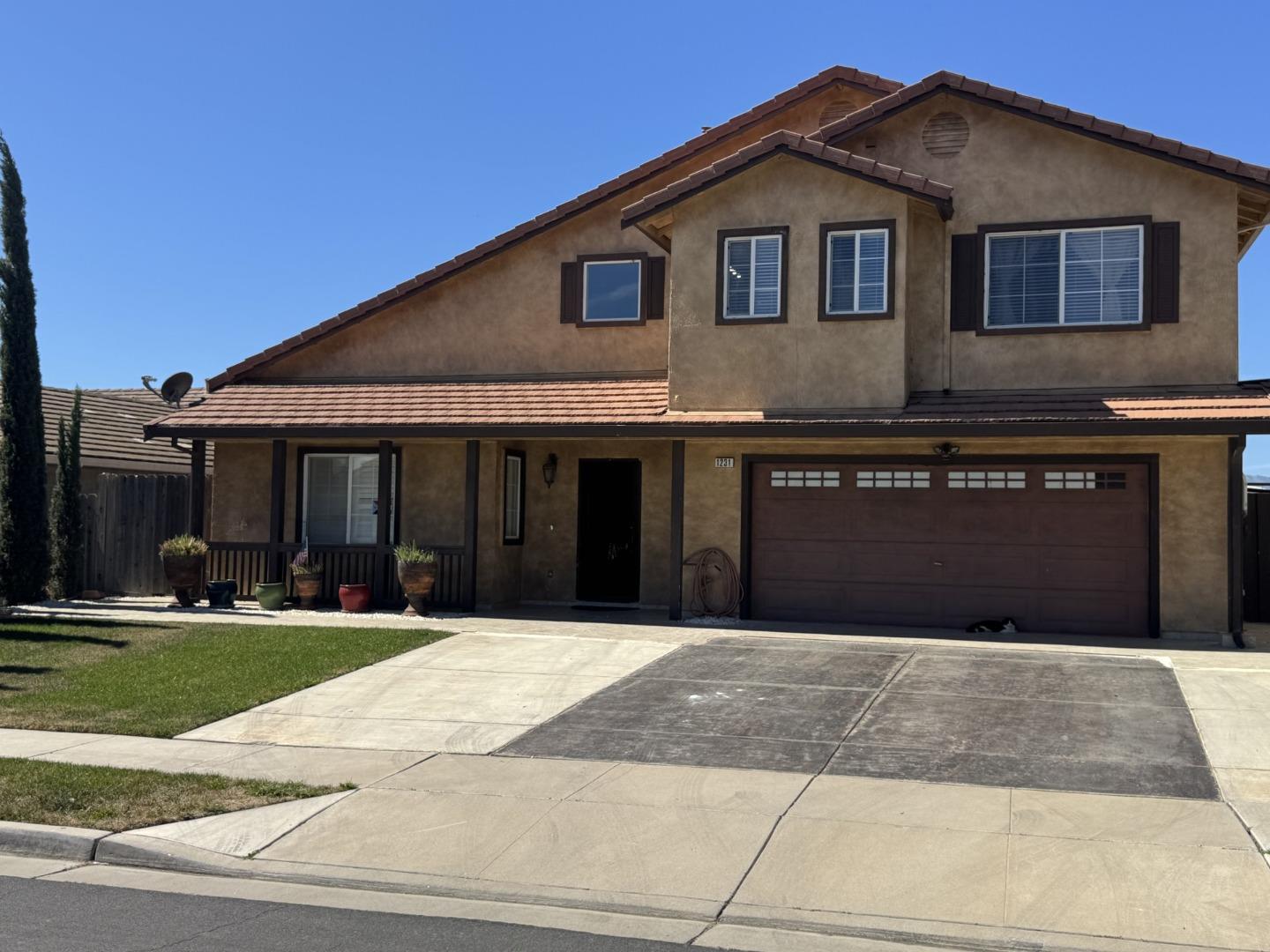 740 West Willow Street, Stockton, CA, 95203