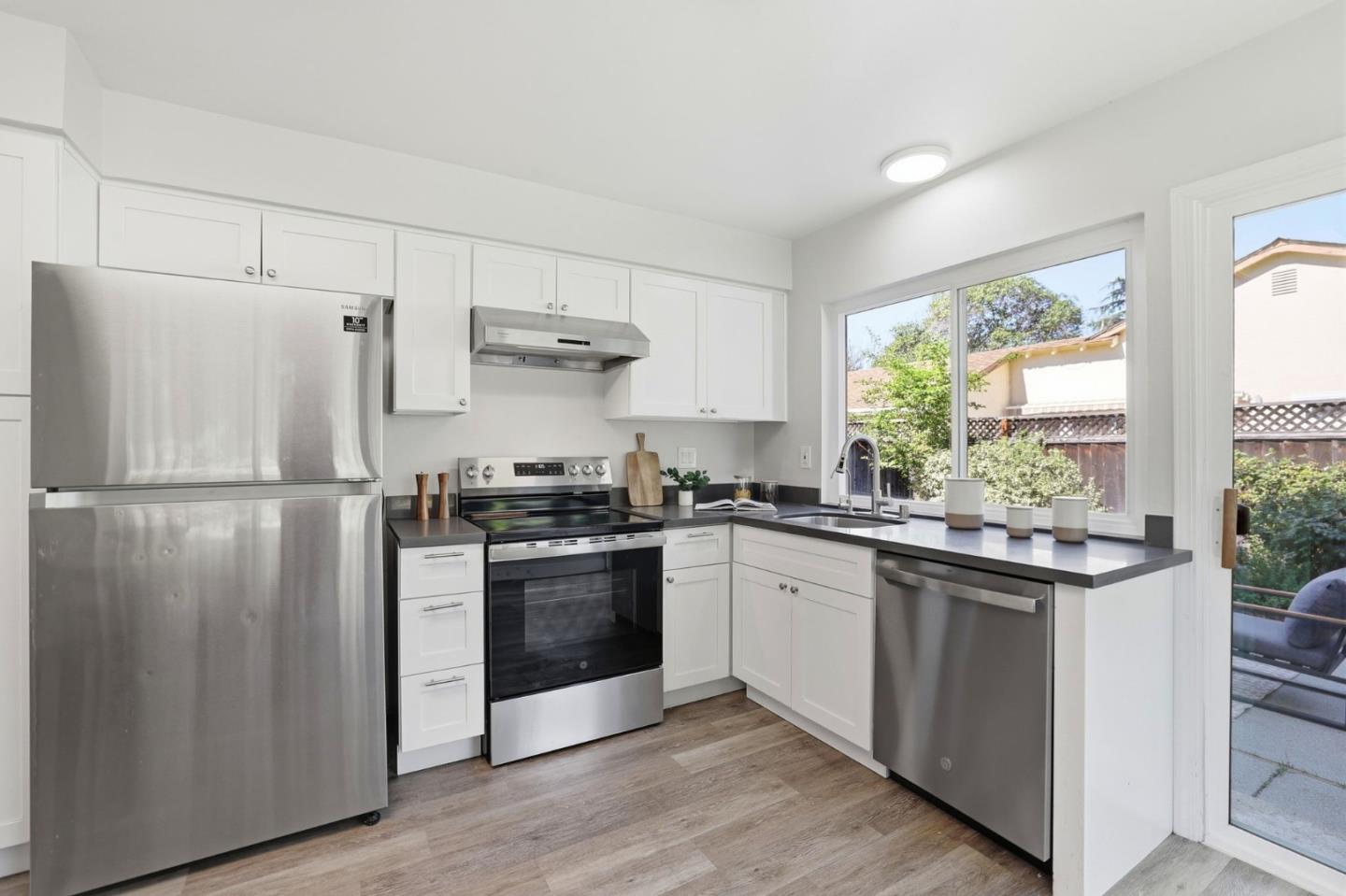 Detail Gallery Image 13 of 30 For 1252 Turrett Dr, San Jose,  CA 95131 - 3 Beds | 2 Baths