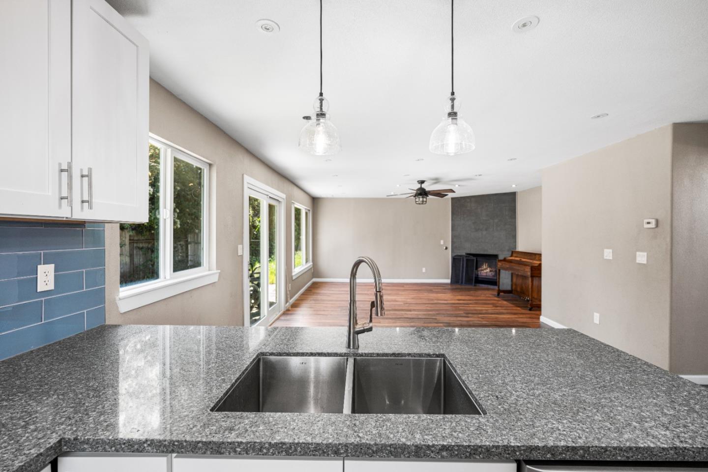 Detail Gallery Image 11 of 22 For 3330 Konig Ct, Stockton,  CA 95206 - 3 Beds | 2 Baths