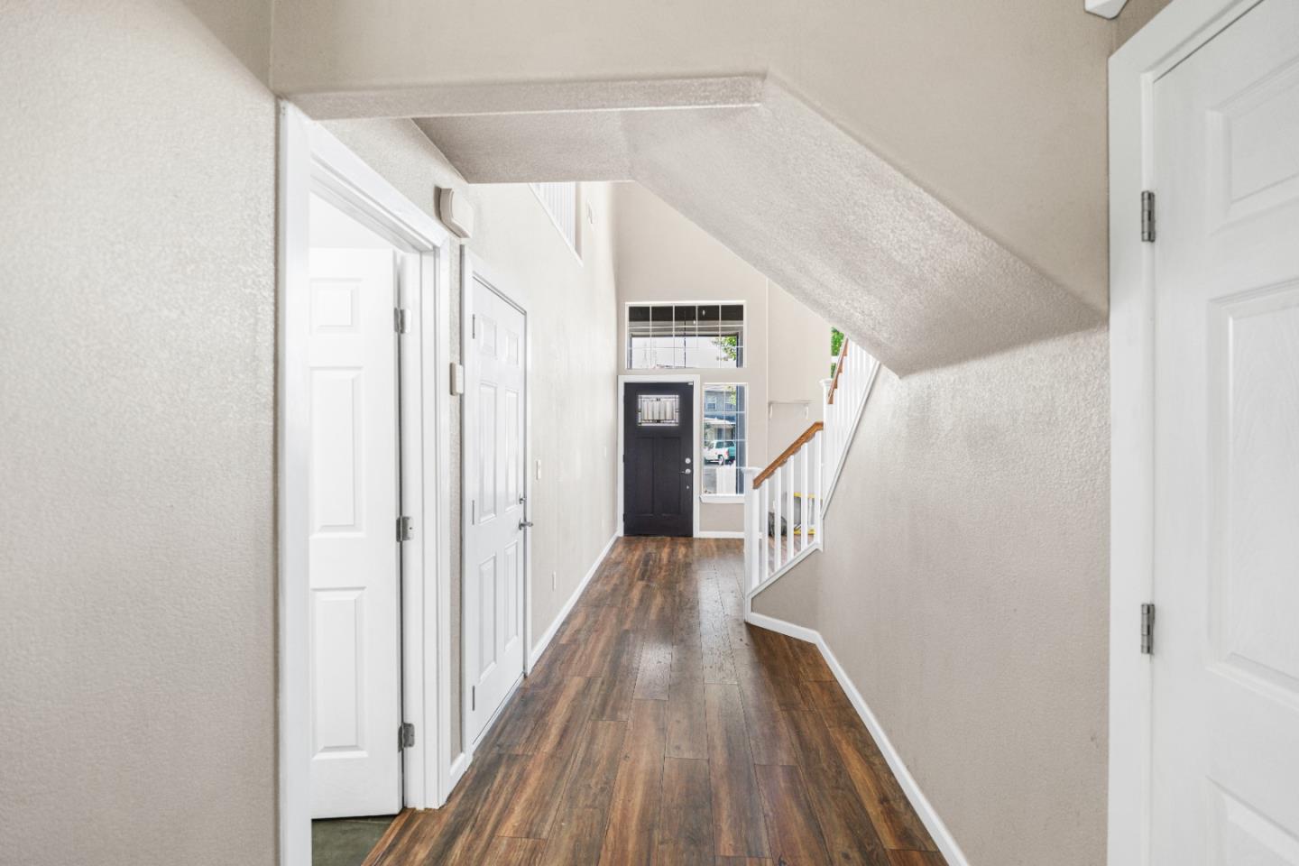 Detail Gallery Image 12 of 22 For 3330 Konig Ct, Stockton,  CA 95206 - 3 Beds | 2 Baths