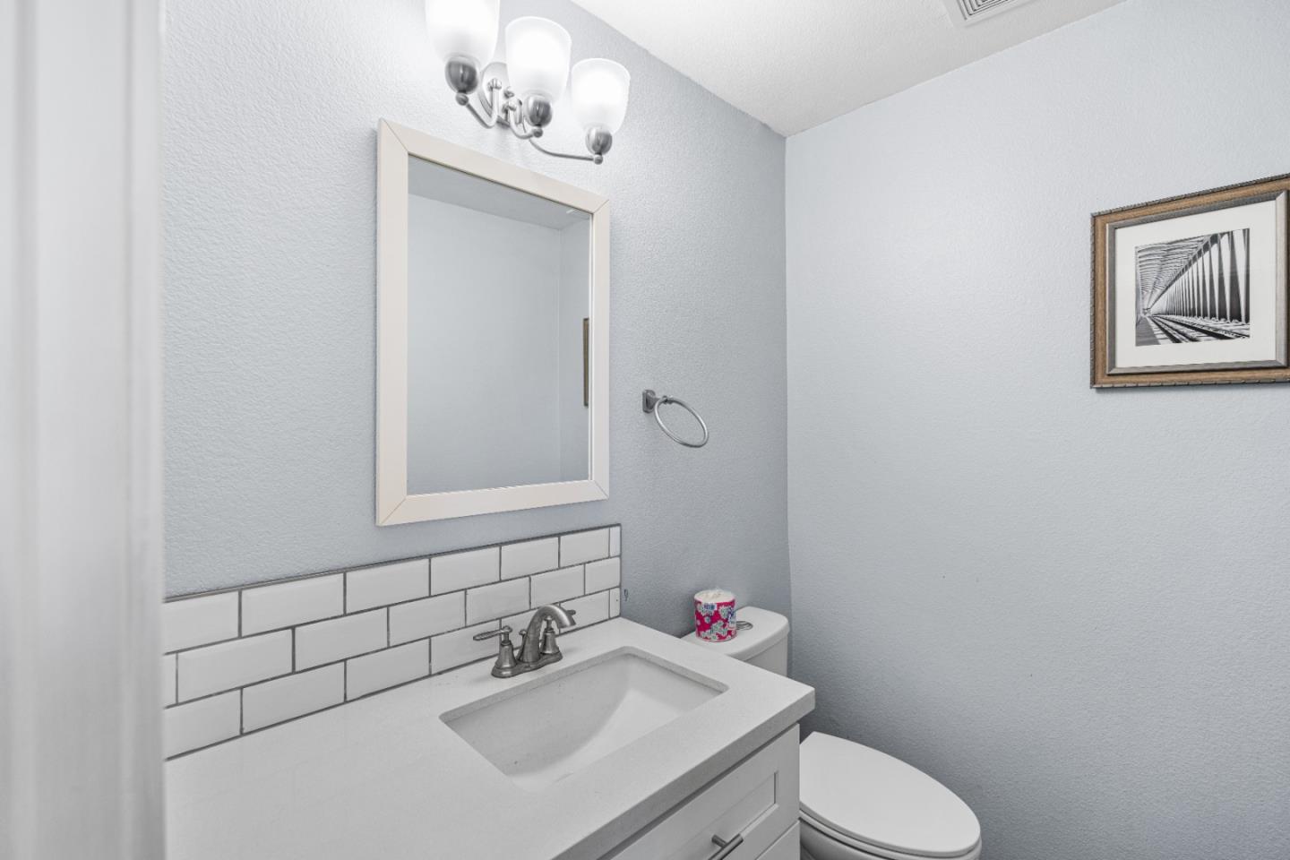 Detail Gallery Image 16 of 22 For 3330 Konig Ct, Stockton,  CA 95206 - 3 Beds | 2 Baths