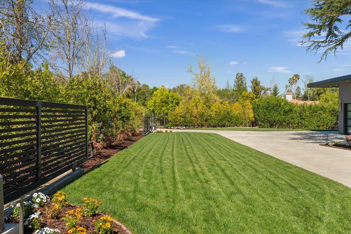 Detail Gallery Image 11 of 142 For 14920 Sobey Rd, Saratoga,  CA 95070 - 8 Beds | 7 Baths