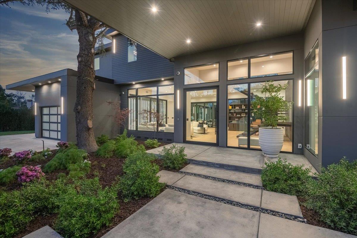 Detail Gallery Image 13 of 142 For 14920 Sobey Rd, Saratoga,  CA 95070 - 8 Beds | 7 Baths