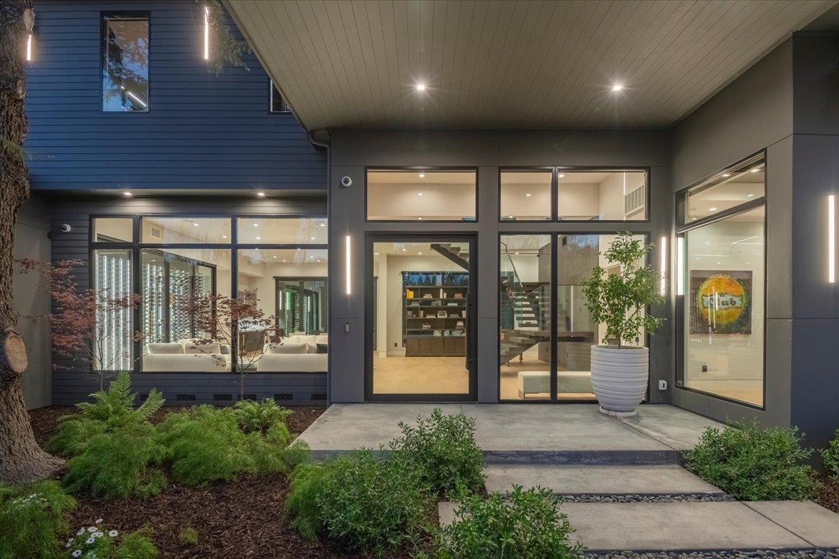 Detail Gallery Image 14 of 142 For 14920 Sobey Rd, Saratoga,  CA 95070 - 8 Beds | 7 Baths