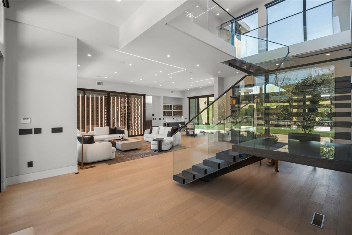 Detail Gallery Image 16 of 142 For 14920 Sobey Rd, Saratoga,  CA 95070 - 8 Beds | 7 Baths