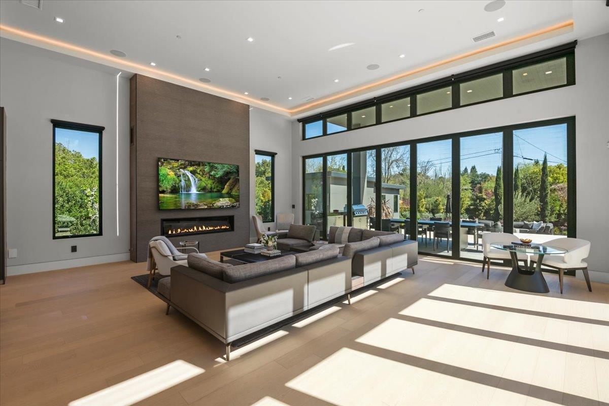 Detail Gallery Image 33 of 142 For 14920 Sobey Rd, Saratoga,  CA 95070 - 8 Beds | 7 Baths