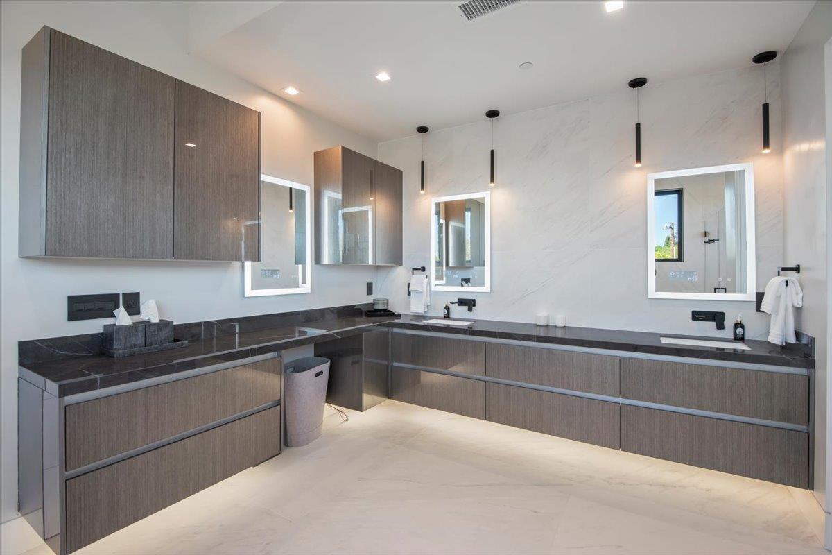 Detail Gallery Image 81 of 142 For 14920 Sobey Rd, Saratoga,  CA 95070 - 8 Beds | 7 Baths