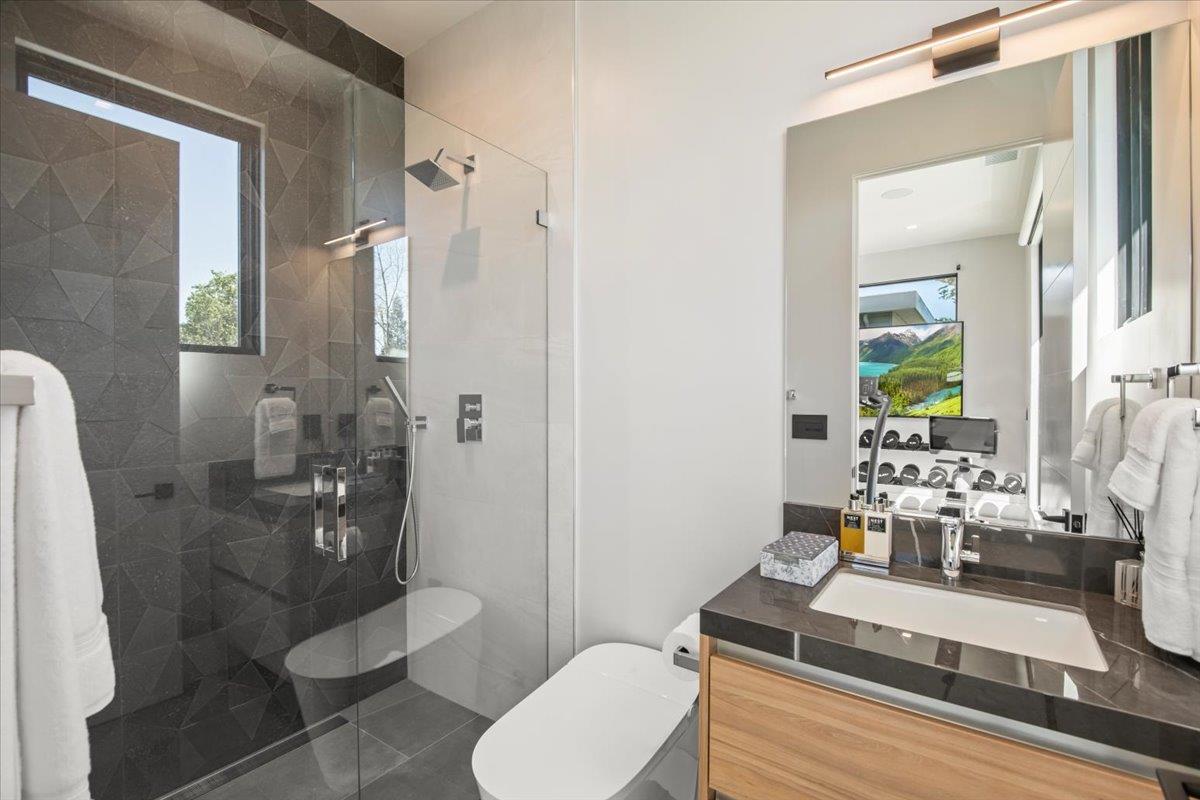 Detail Gallery Image 94 of 142 For 14920 Sobey Rd, Saratoga,  CA 95070 - 8 Beds | 7 Baths