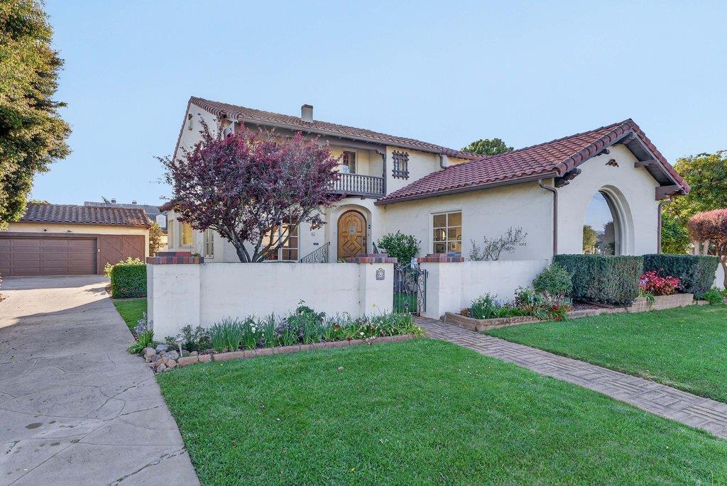 Detail Gallery Image 5 of 62 For 65 Monte Vista Ave, Watsonville,  CA 95076 - 4 Beds | 1/1 Baths