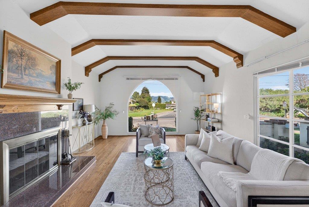 Detail Gallery Image 9 of 62 For 65 Monte Vista Ave, Watsonville,  CA 95076 - 4 Beds | 1/1 Baths