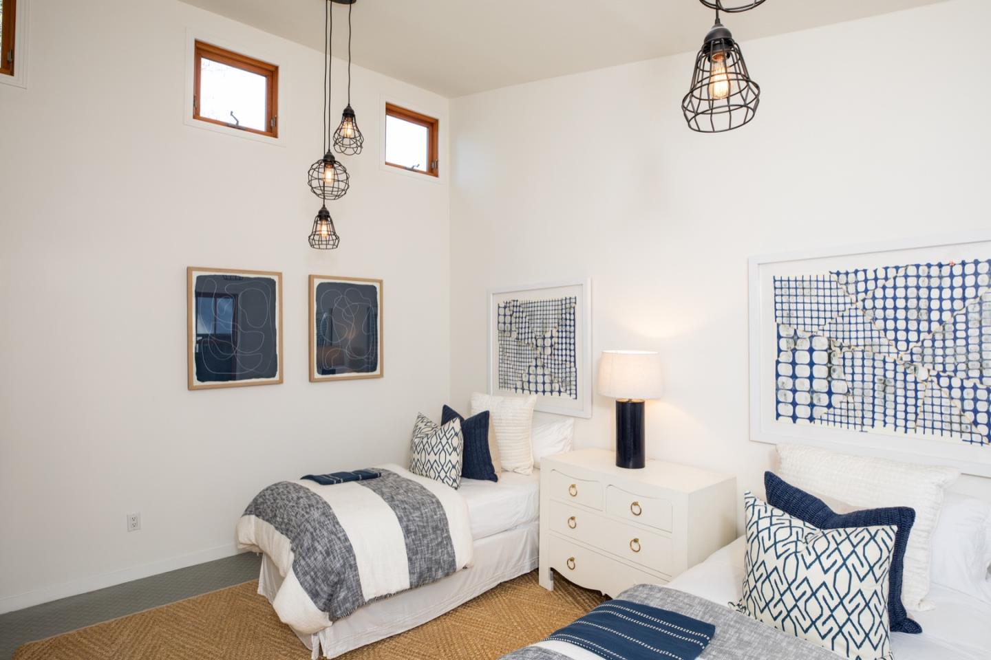 Detail Gallery Image 17 of 40 For 204 Princeton Rd, Menlo Park,  CA 94025 - 3 Beds | 2 Baths