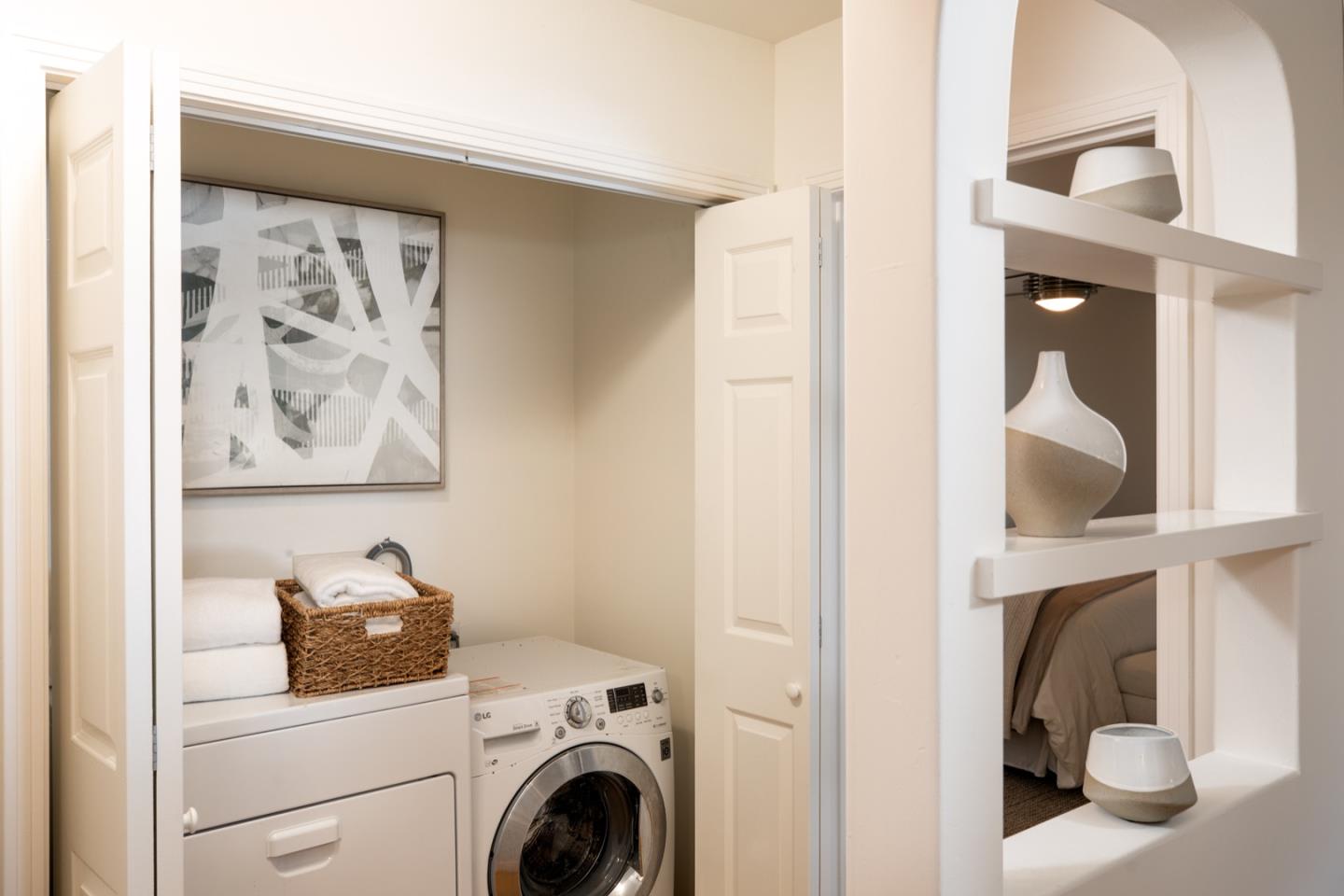 Detail Gallery Image 27 of 40 For 204 Princeton Rd, Menlo Park,  CA 94025 - 3 Beds | 2 Baths