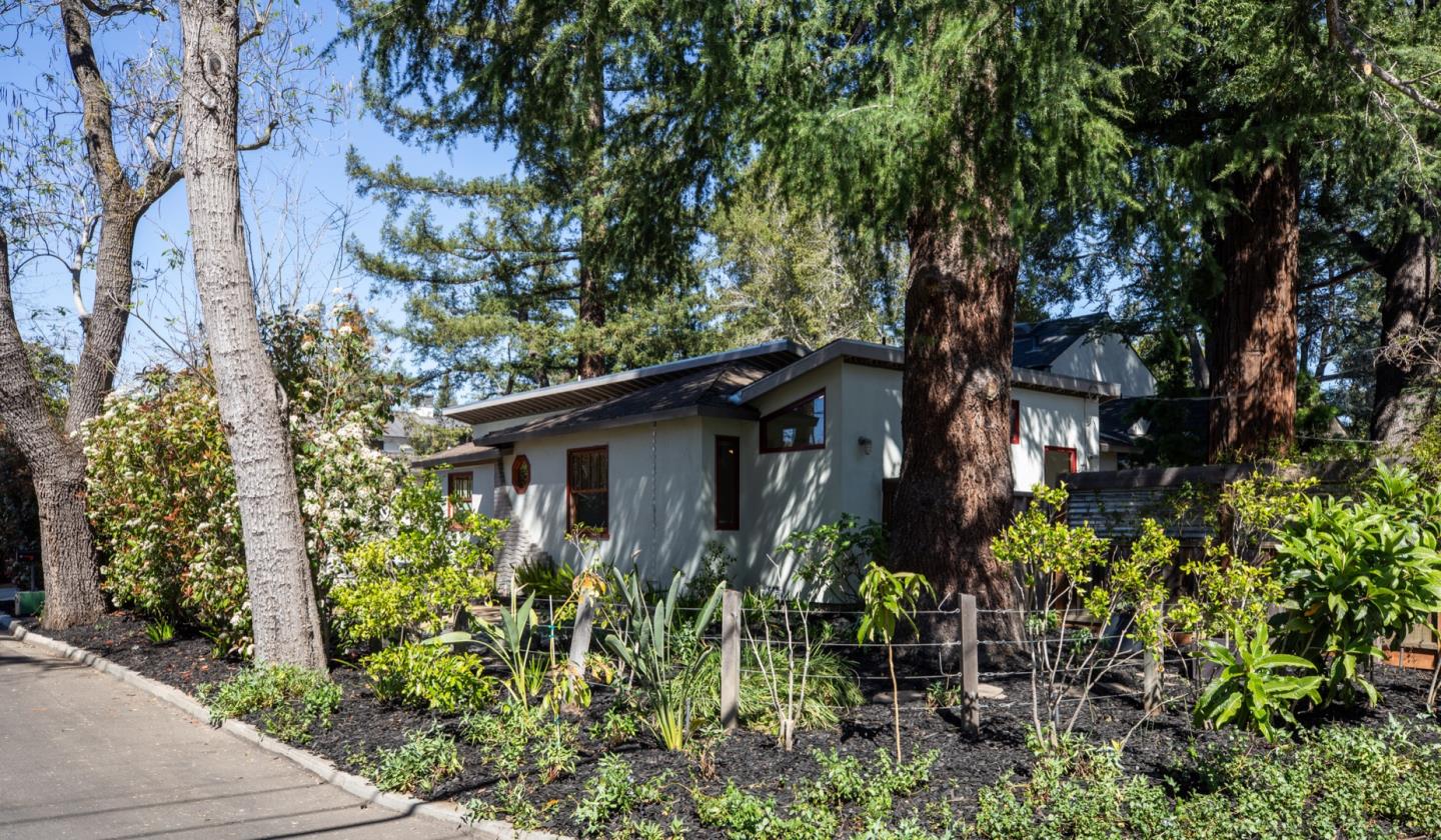 Detail Gallery Image 29 of 40 For 204 Princeton Rd, Menlo Park,  CA 94025 - 3 Beds | 2 Baths