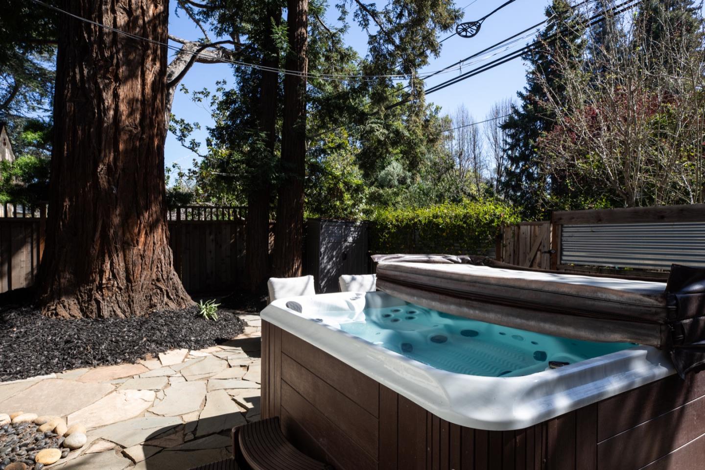 Detail Gallery Image 31 of 40 For 204 Princeton Rd, Menlo Park,  CA 94025 - 3 Beds | 2 Baths