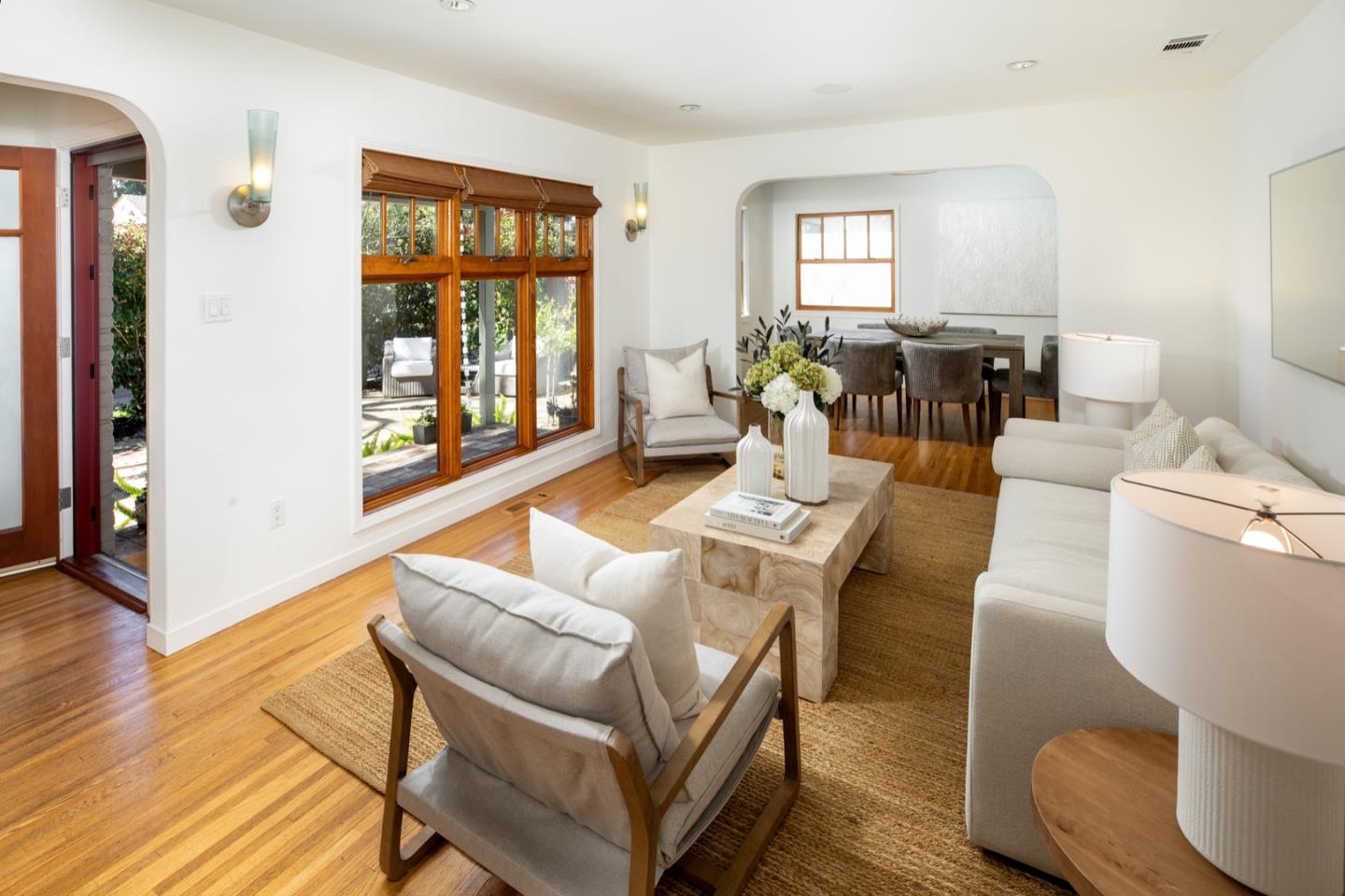 Detail Gallery Image 7 of 40 For 204 Princeton Rd, Menlo Park,  CA 94025 - 3 Beds | 2 Baths