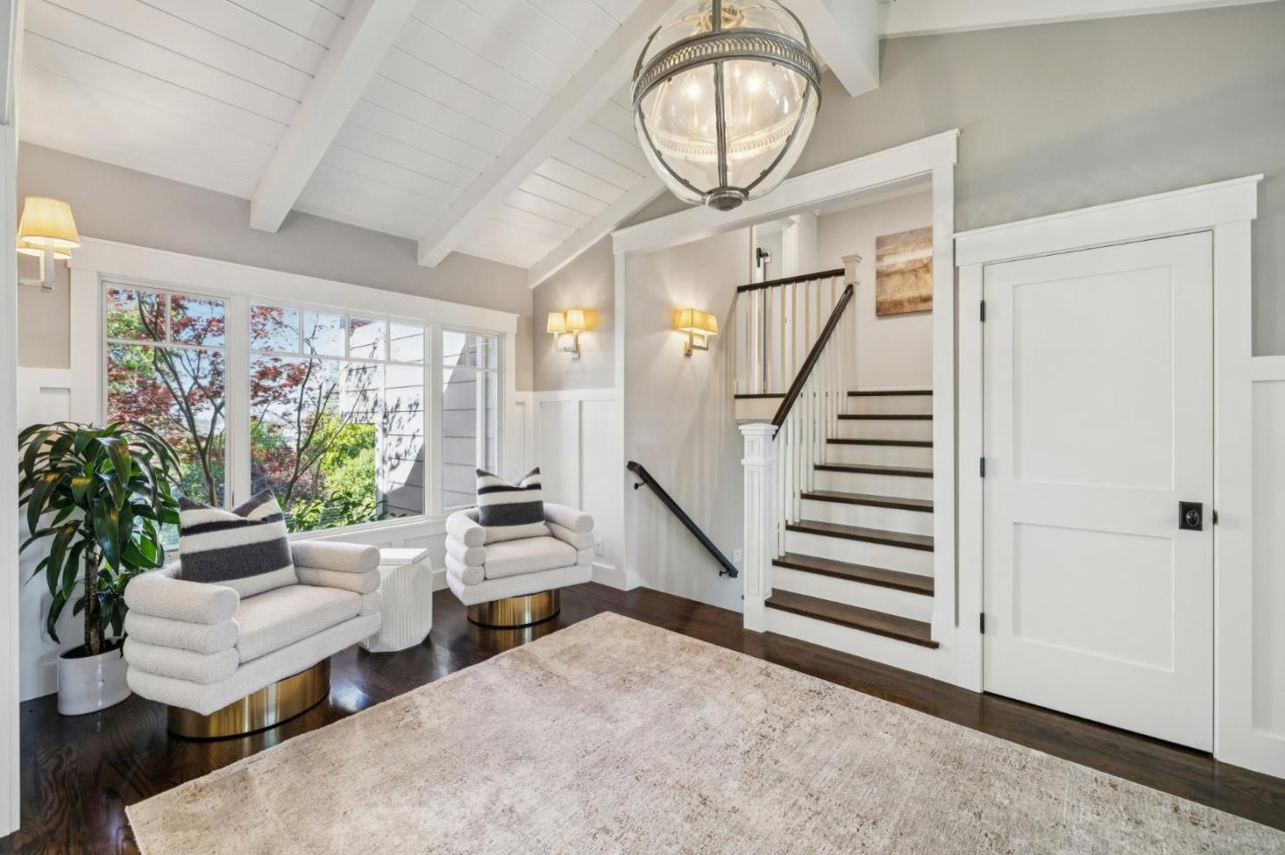 Detail Gallery Image 15 of 49 For 1030 Deanna Dr, Menlo Park,  CA 94025 - 4 Beds | 2/1 Baths