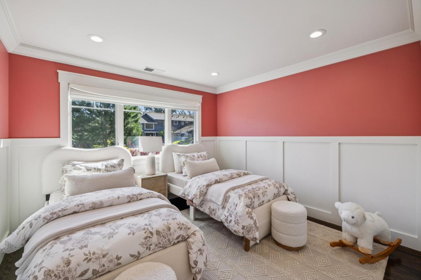 Detail Gallery Image 26 of 49 For 1030 Deanna Dr, Menlo Park,  CA 94025 - 4 Beds | 2/1 Baths