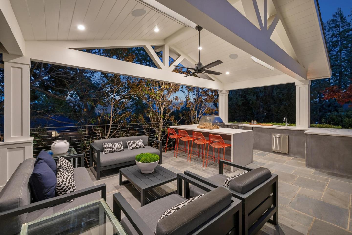 Detail Gallery Image 37 of 49 For 1030 Deanna Dr, Menlo Park,  CA 94025 - 4 Beds | 2/1 Baths