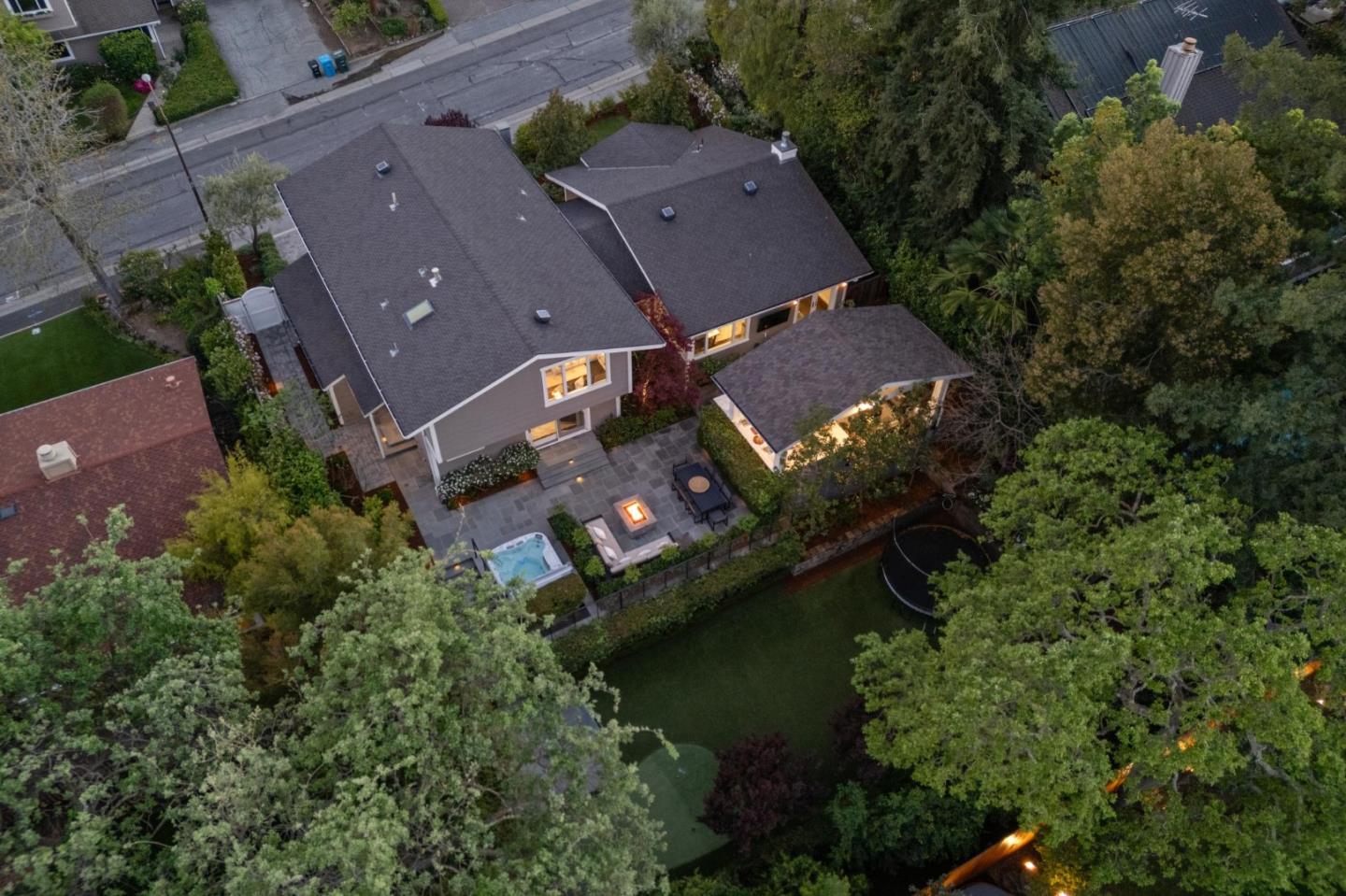 Detail Gallery Image 47 of 49 For 1030 Deanna Dr, Menlo Park,  CA 94025 - 4 Beds | 2/1 Baths