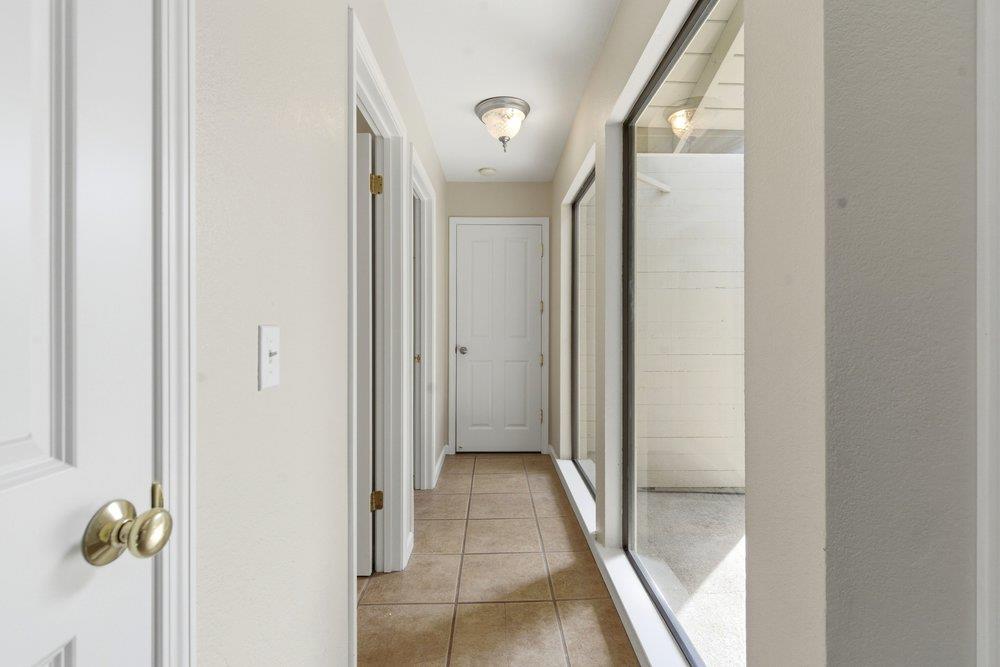 Detail Gallery Image 15 of 37 For 480 Ridgemark Dr, Hollister,  CA 95023 - 3 Beds | 2/1 Baths