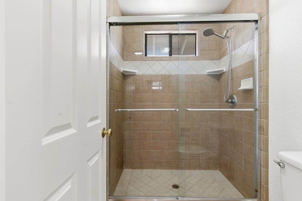 Detail Gallery Image 31 of 37 For 480 Ridgemark Dr, Hollister,  CA 95023 - 3 Beds | 2/1 Baths