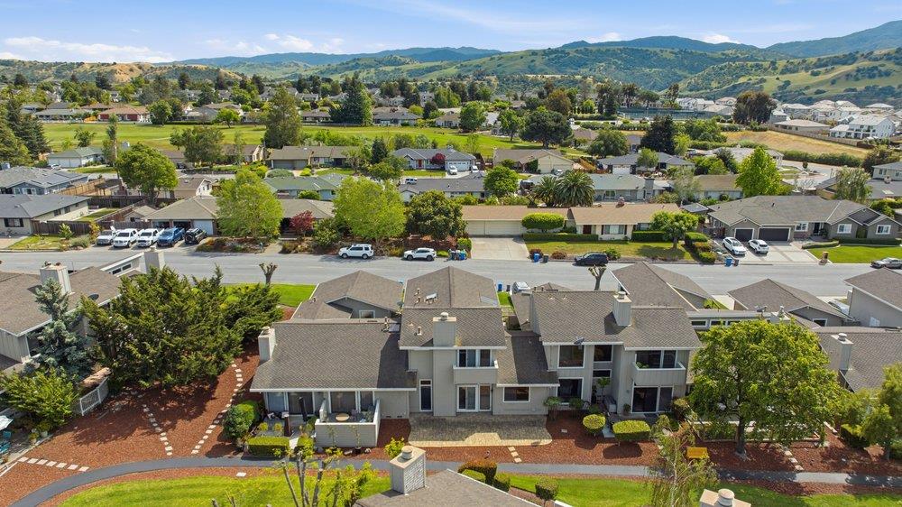 Detail Gallery Image 35 of 37 For 480 Ridgemark Dr, Hollister,  CA 95023 - 3 Beds | 2/1 Baths