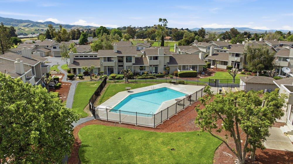 Detail Gallery Image 36 of 37 For 480 Ridgemark Dr, Hollister,  CA 95023 - 3 Beds | 2/1 Baths