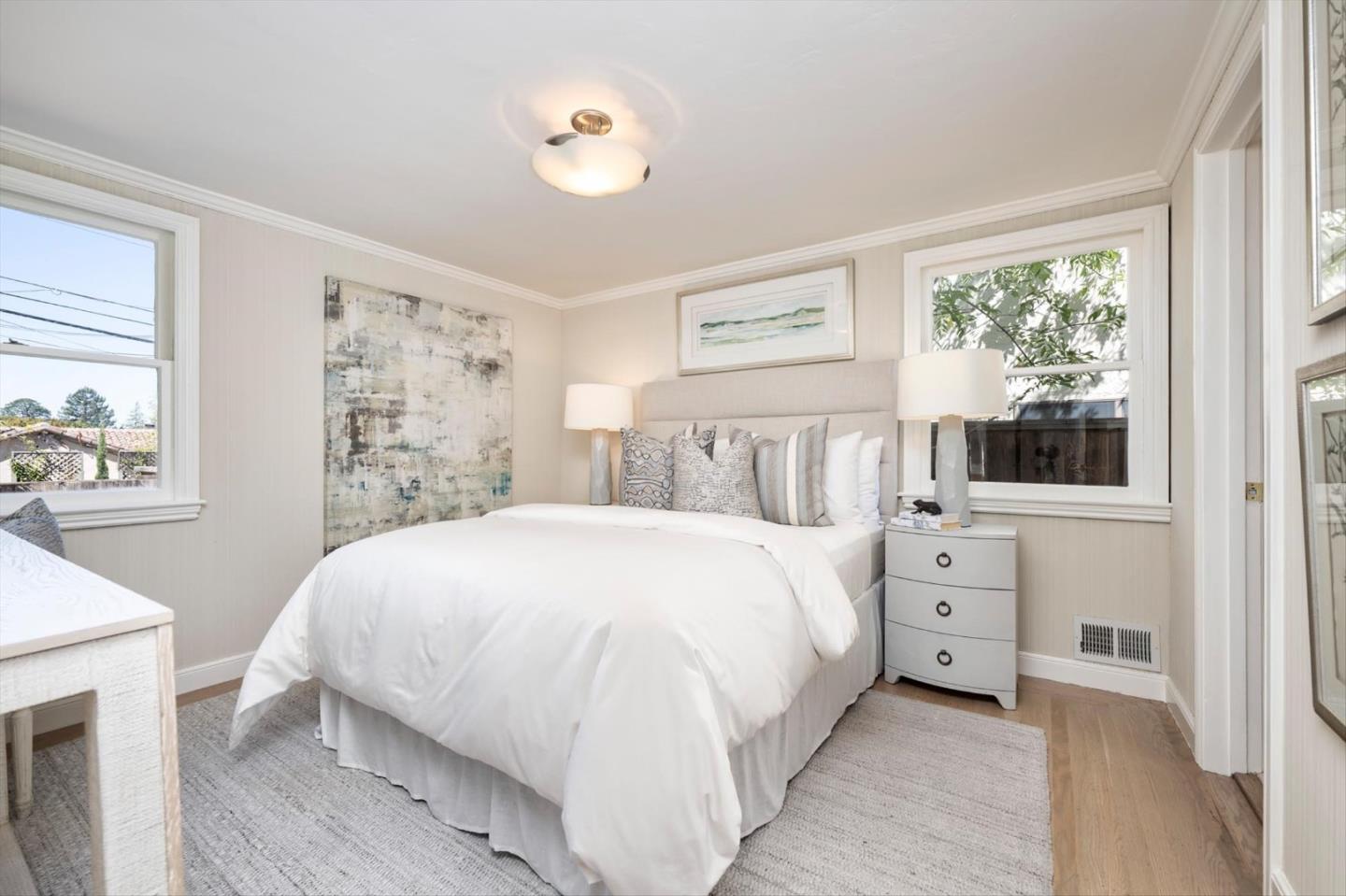 Detail Gallery Image 14 of 22 For 370 Parrott Dr, San Mateo,  CA 94402 - 4 Beds | 3 Baths