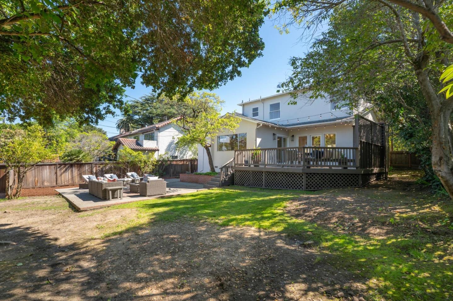 Detail Gallery Image 17 of 22 For 370 Parrott Dr, San Mateo,  CA 94402 - 4 Beds | 3 Baths