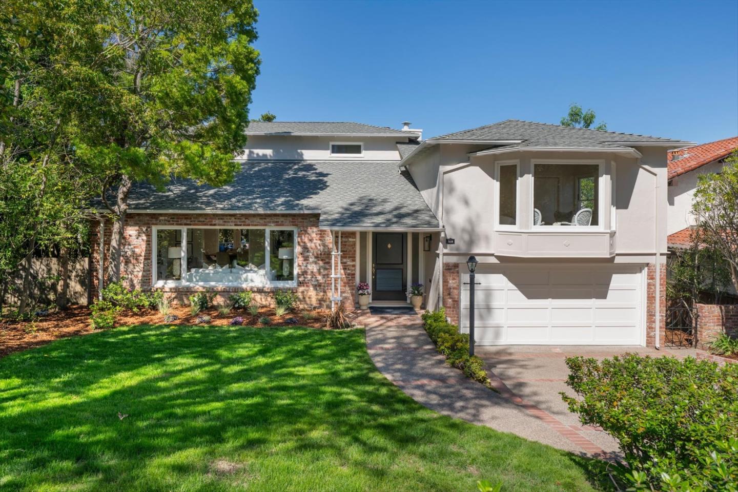 Detail Gallery Image 20 of 22 For 370 Parrott Dr, San Mateo,  CA 94402 - 4 Beds | 3 Baths