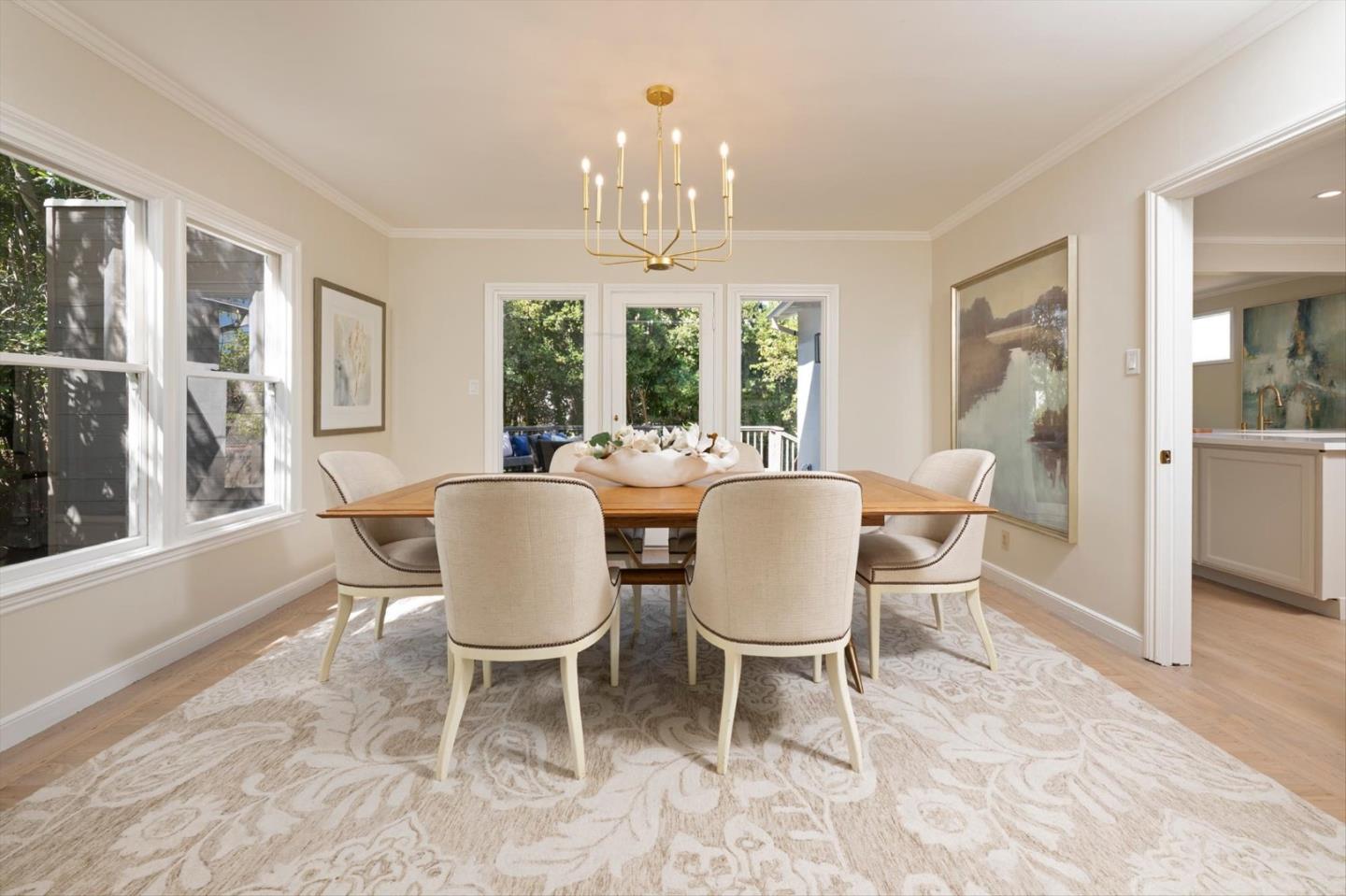 Detail Gallery Image 4 of 22 For 370 Parrott Dr, San Mateo,  CA 94402 - 4 Beds | 3 Baths