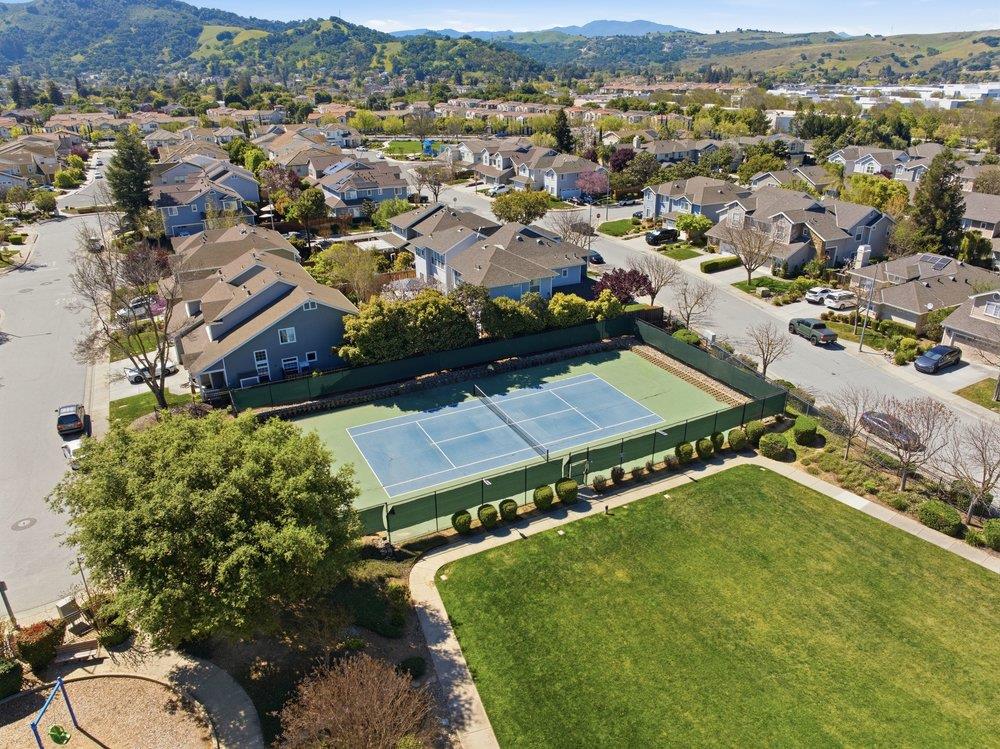 Detail Gallery Image 25 of 33 For 630 Calle Viento, Morgan Hill,  CA 95037 - 3 Beds | 2 Baths