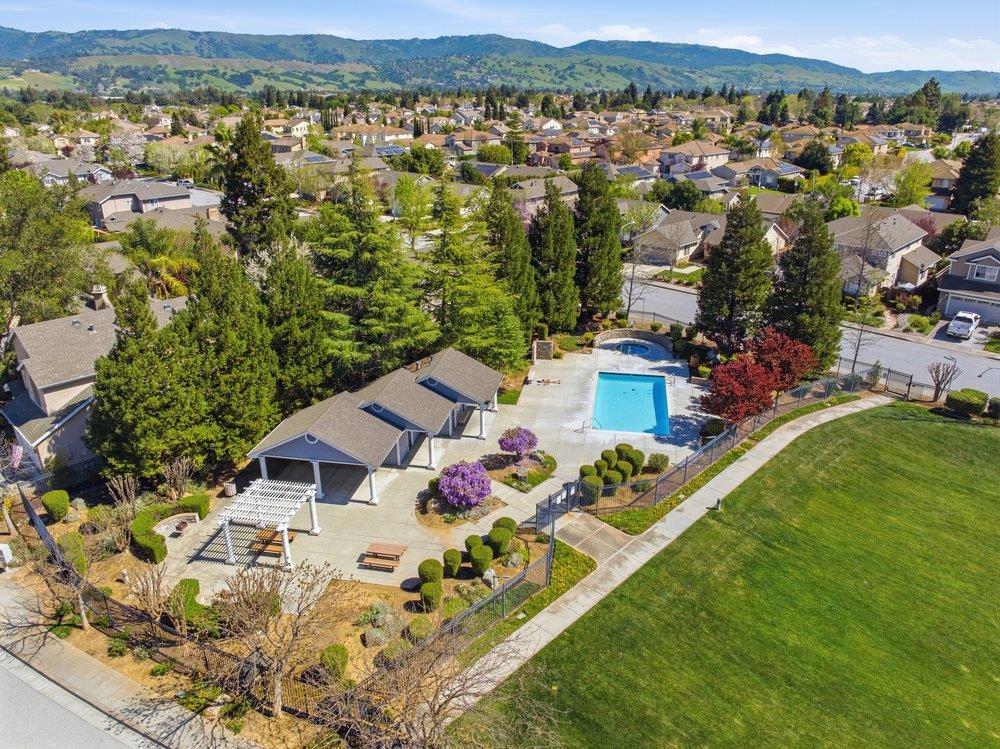 Detail Gallery Image 27 of 33 For 630 Calle Viento, Morgan Hill,  CA 95037 - 3 Beds | 2 Baths