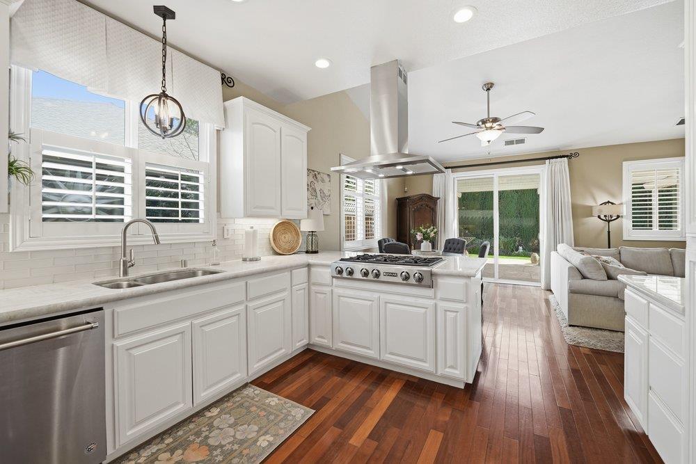 Detail Gallery Image 8 of 33 For 630 Calle Viento, Morgan Hill,  CA 95037 - 3 Beds | 2 Baths