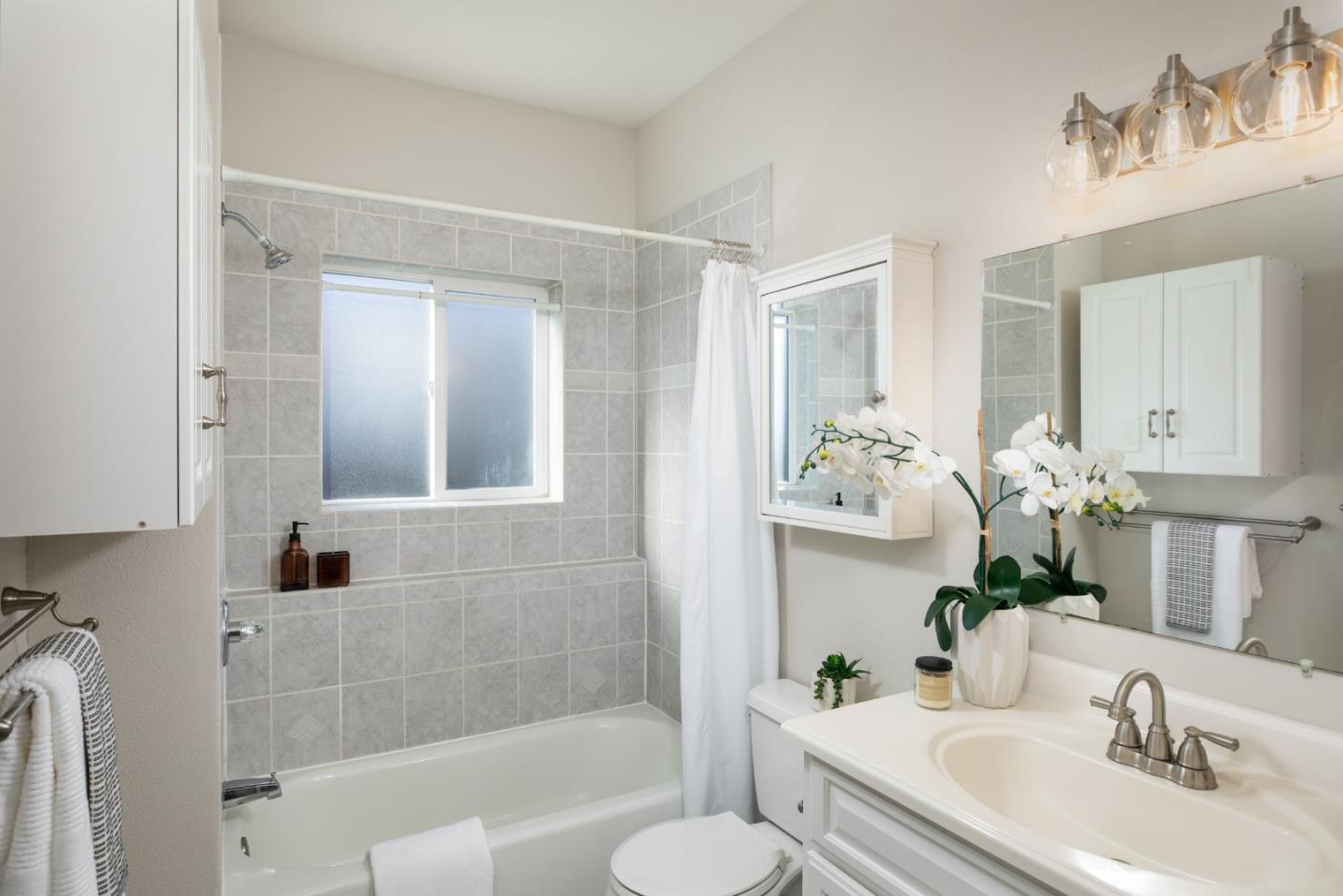 Detail Gallery Image 18 of 24 For 111 N Willard Ave, San Jose,  CA 95126 - 2 Beds | 1 Baths