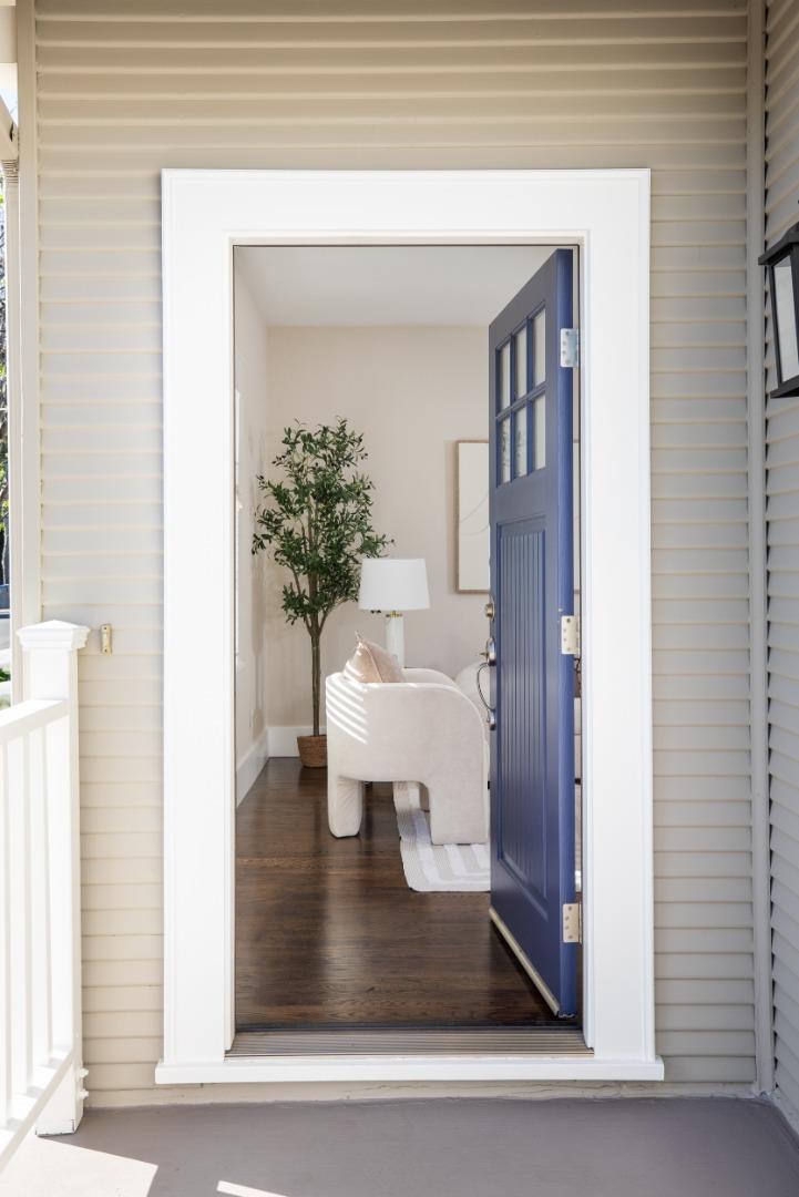 Detail Gallery Image 6 of 24 For 111 N Willard Ave, San Jose,  CA 95126 - 2 Beds | 1 Baths