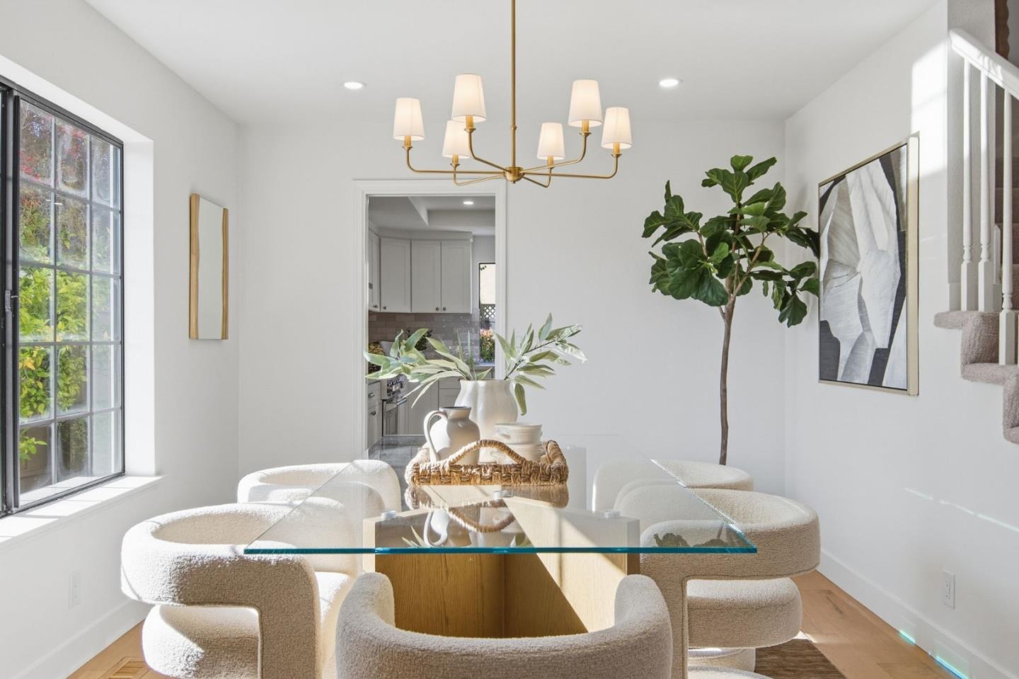 Detail Gallery Image 13 of 67 For 269 Woodbridge Cir, San Mateo,  CA 94403 - 4 Beds | 3 Baths