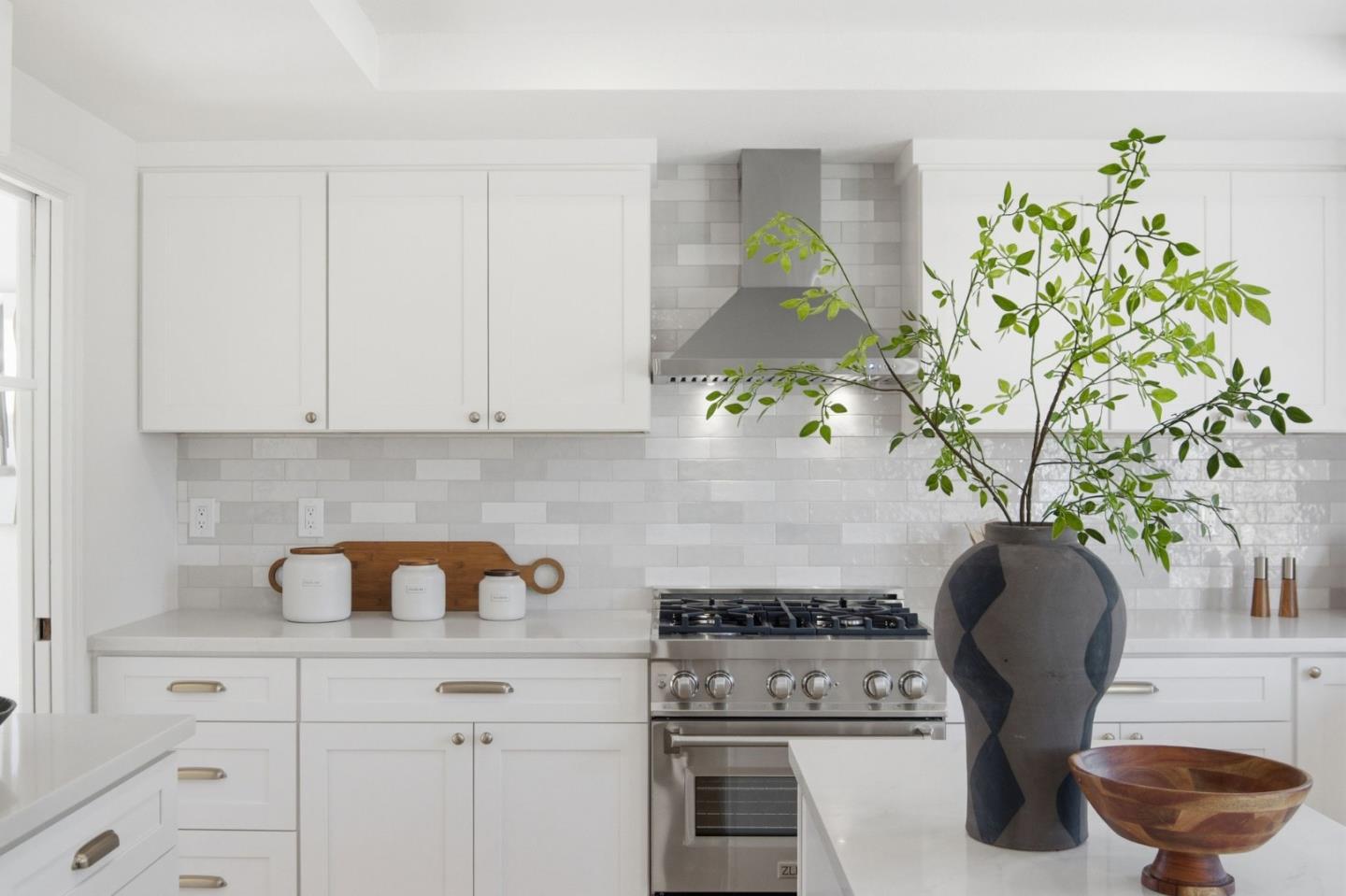 Detail Gallery Image 19 of 67 For 269 Woodbridge Cir, San Mateo,  CA 94403 - 4 Beds | 3 Baths