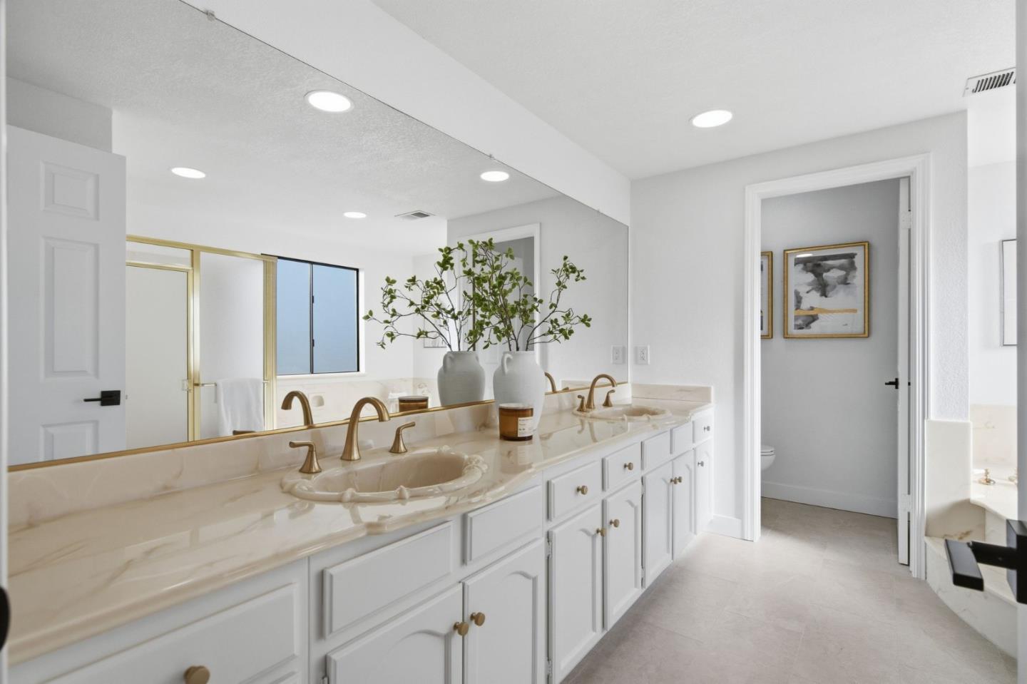 Detail Gallery Image 35 of 67 For 269 Woodbridge Cir, San Mateo,  CA 94403 - 4 Beds | 3 Baths