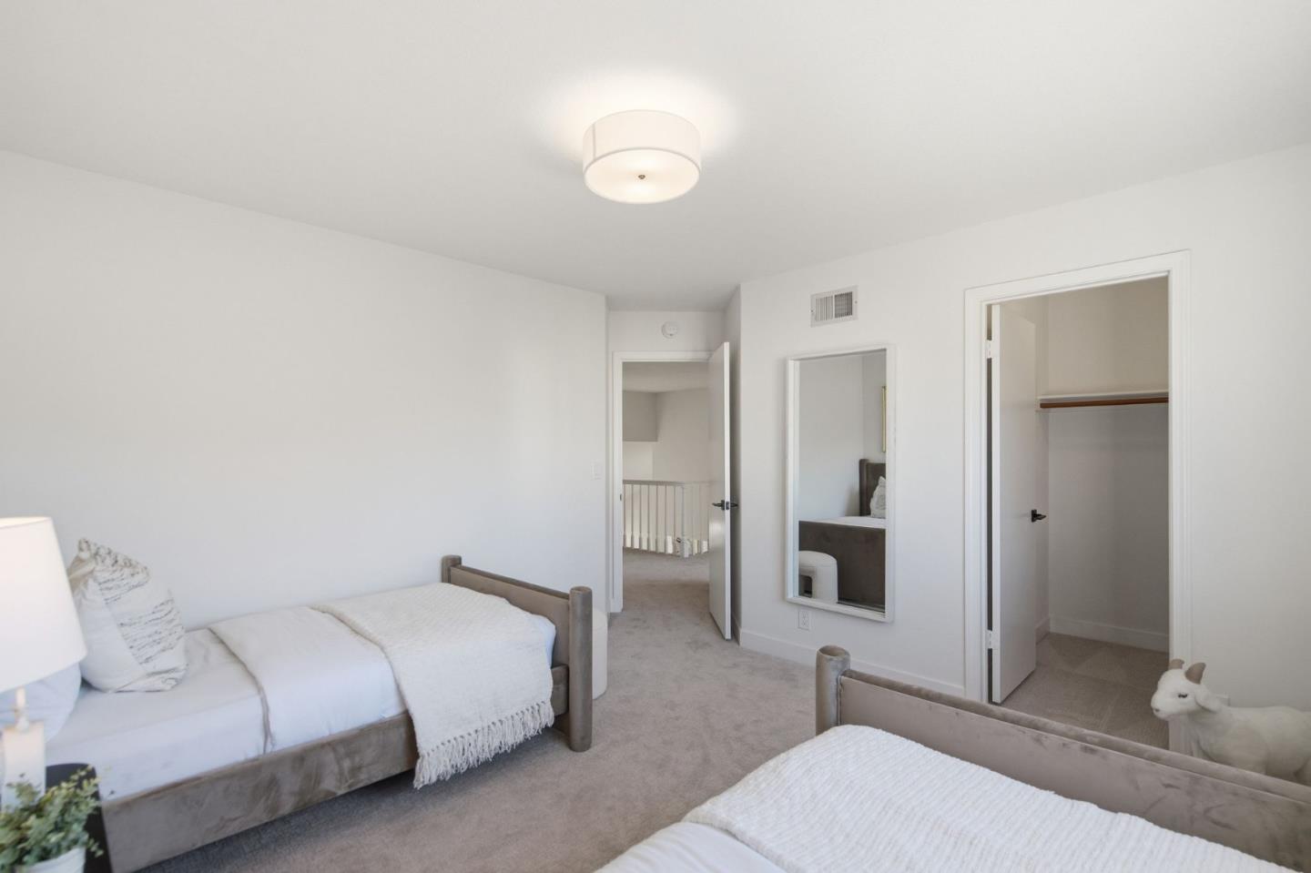 Detail Gallery Image 39 of 67 For 269 Woodbridge Cir, San Mateo,  CA 94403 - 4 Beds | 3 Baths