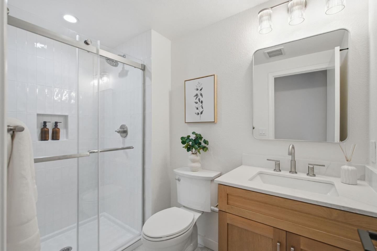 Detail Gallery Image 46 of 67 For 269 Woodbridge Cir, San Mateo,  CA 94403 - 4 Beds | 3 Baths