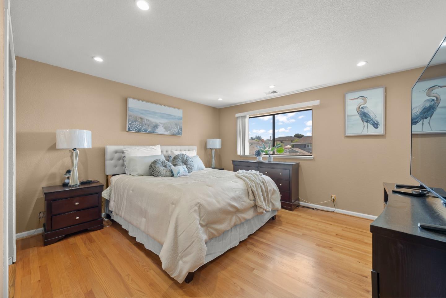 Detail Gallery Image 29 of 62 For 5274 Sunny Orchard Ln, San Jose,  CA 95135 - 4 Beds | 3 Baths