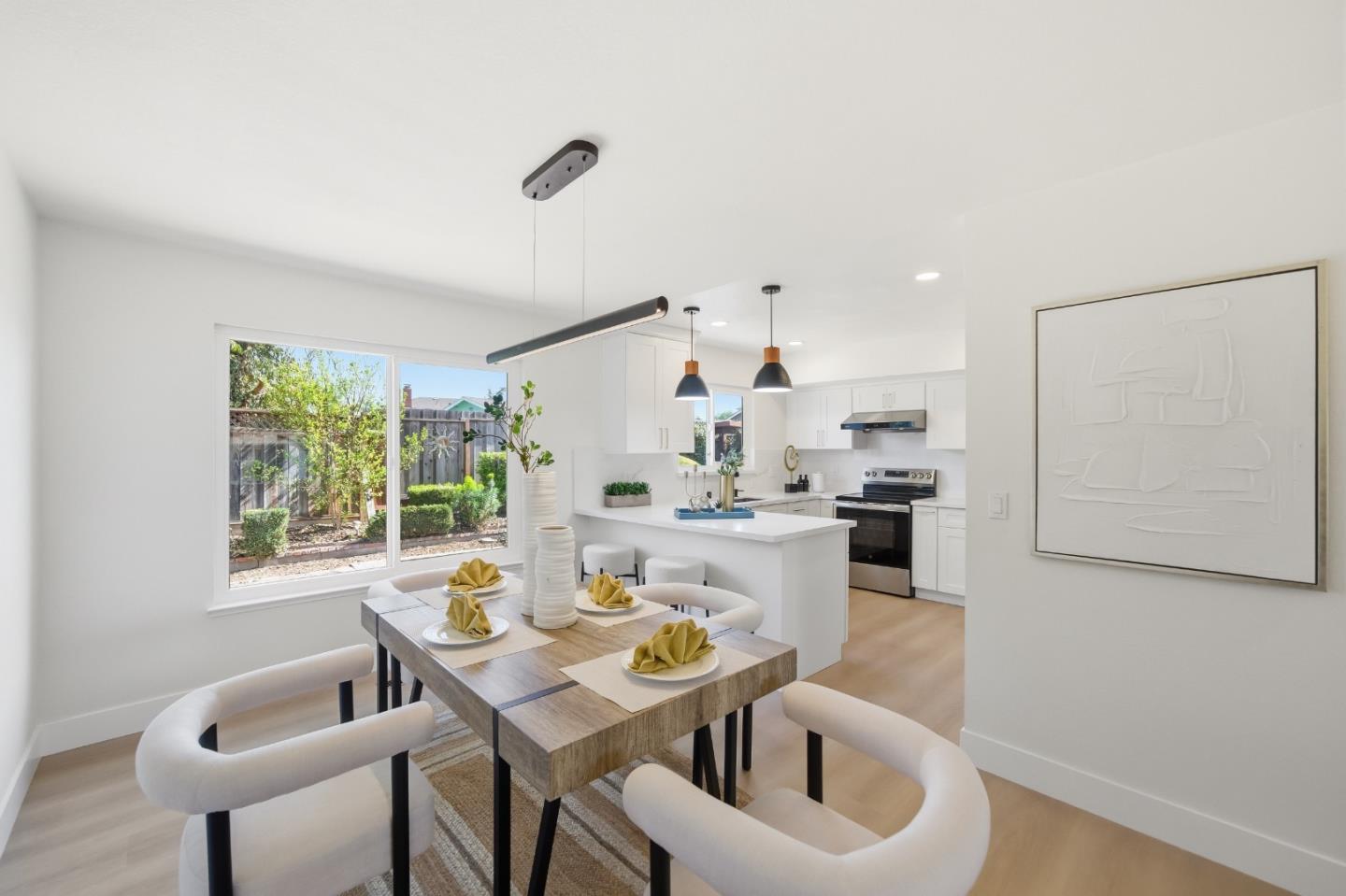 Detail Gallery Image 9 of 51 For 7081 Ann Arbor Way, Dublin,  CA 94568 - 4 Beds | 2/1 Baths