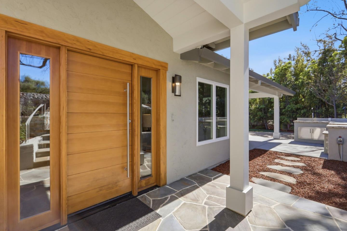 Detail Gallery Image 11 of 69 For 116 Brocastle Way, Los Gatos,  CA 95032 - 4 Beds | 3 Baths